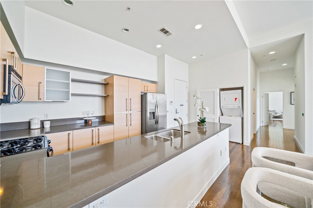 MLS #OC25153148 image #8