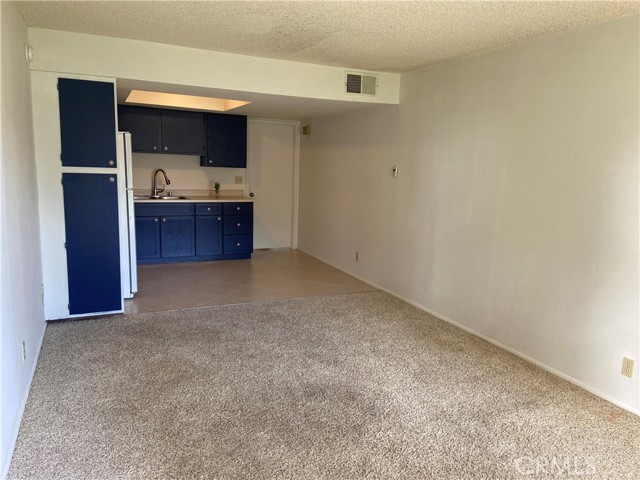 MLS #OC25153330 image #4