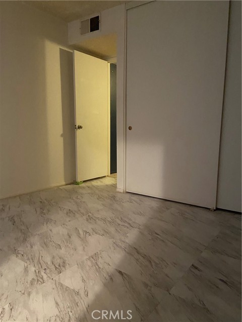 MLS #OC25153330 image #5