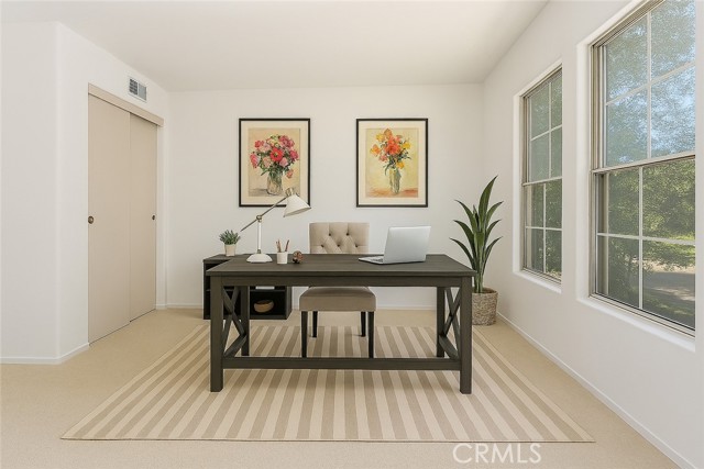 MLS #OC25153357 image #11