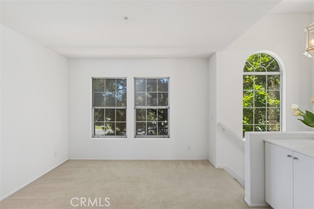 MLS #OC25153357 image #12