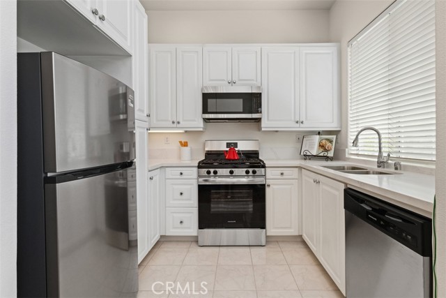 MLS #OC25153357 image #3