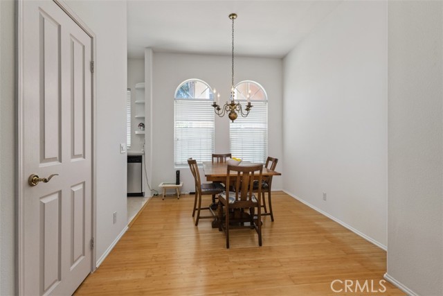 MLS #OC25153357 image #5