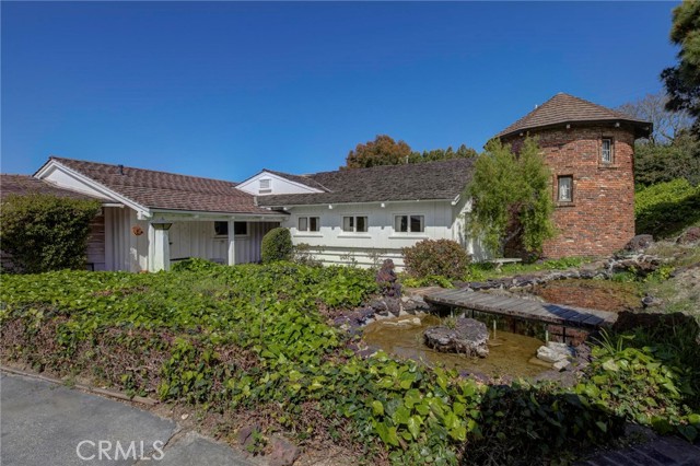 MLS #OC25153371 image #1