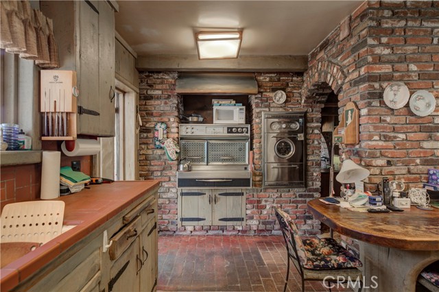 MLS #OC25153371 image #49