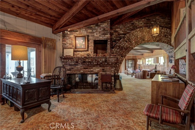 MLS #OC25153371 image #5