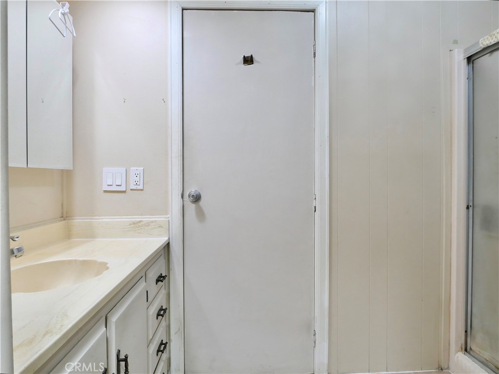 MLS #OC25153382 image #11