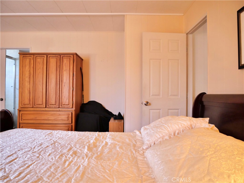 MLS #OC25153382 image #14