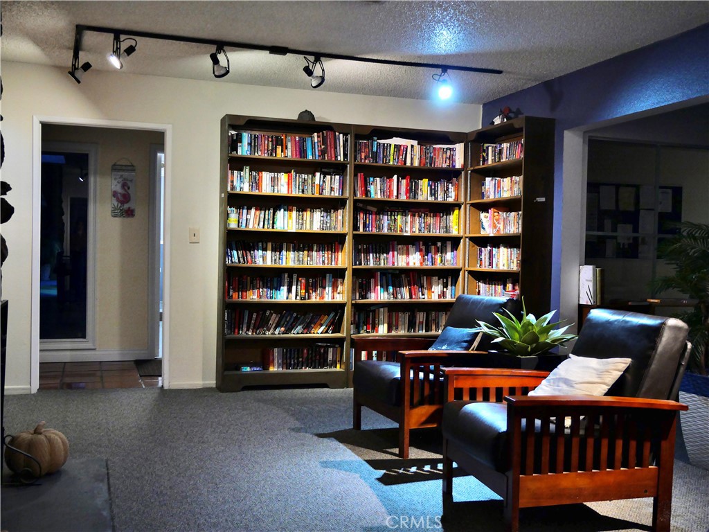 MLS #OC25153382 image #24