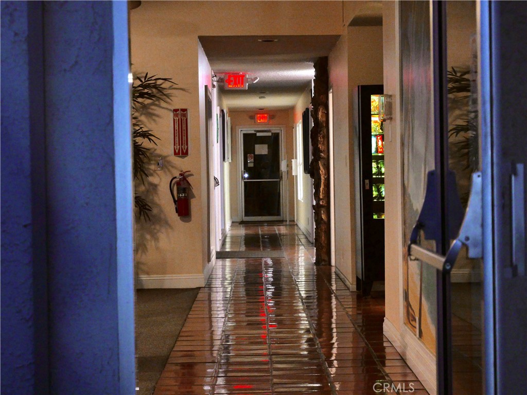 MLS #OC25153382 image #32