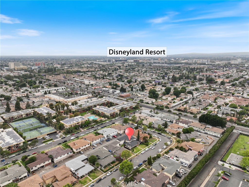 MLS #OC25153831 image #12