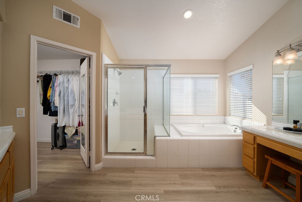 MLS #OC25153858 image #20