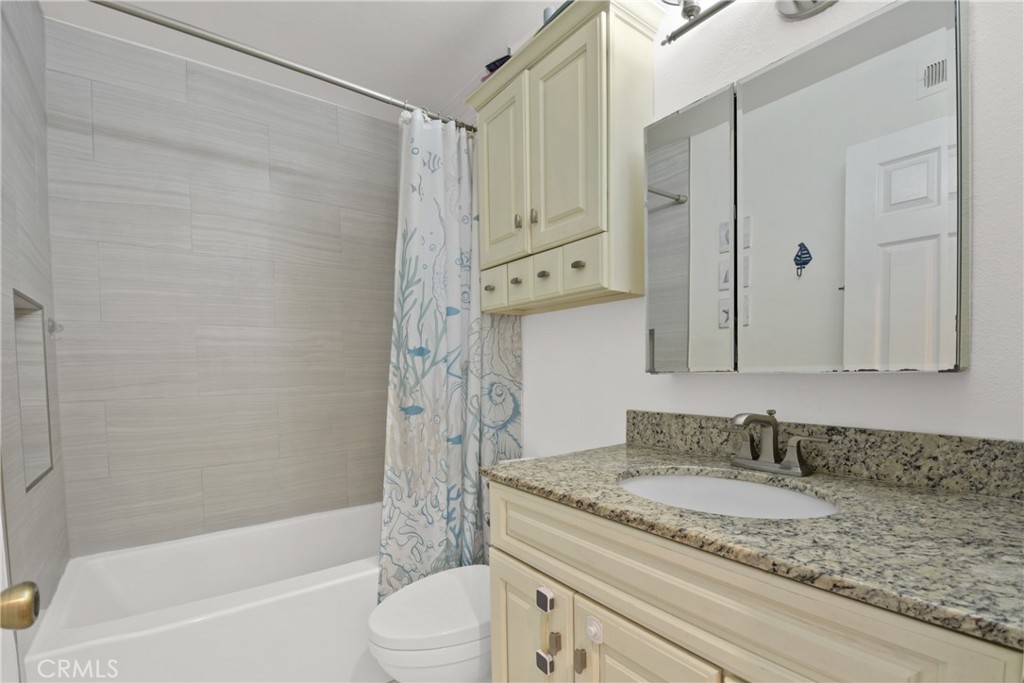 MLS #OC25154264 image #9