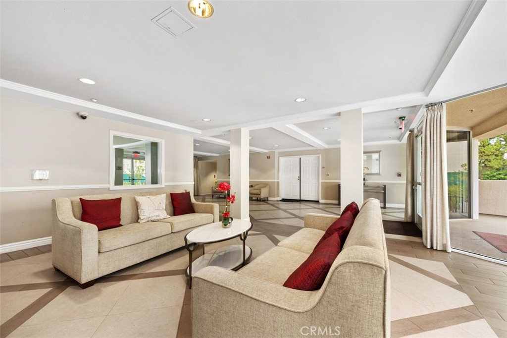 MLS #OC25154443 image #24