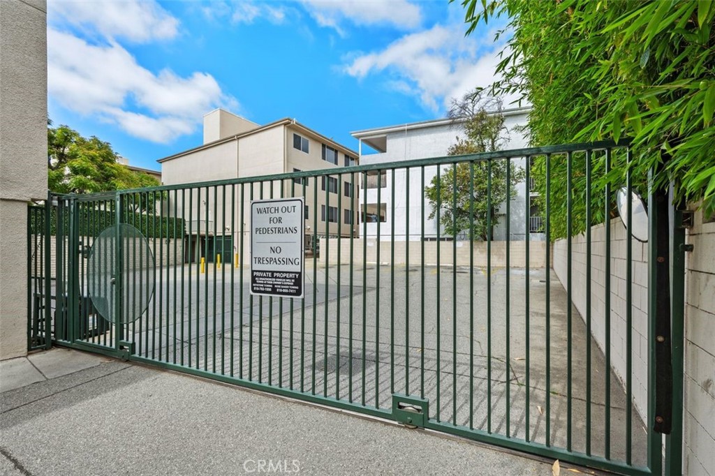 MLS #OC25154443 image #28