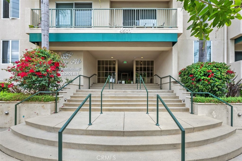 MLS #OC25154443 image #4