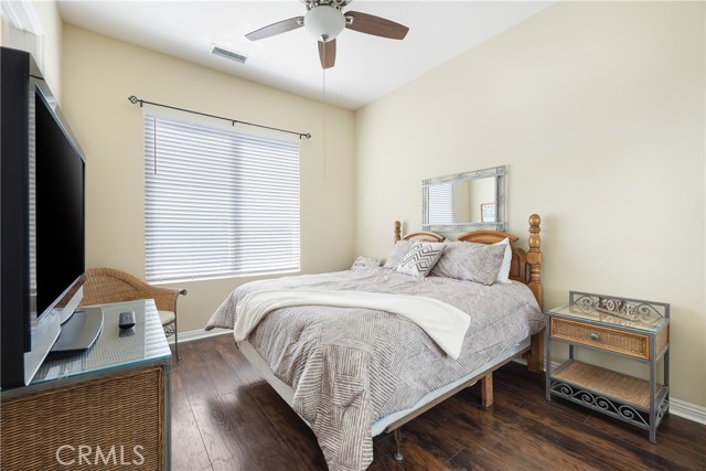 MLS #OC25154482 image #10