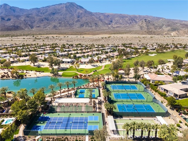 MLS #OC25154482 image #22