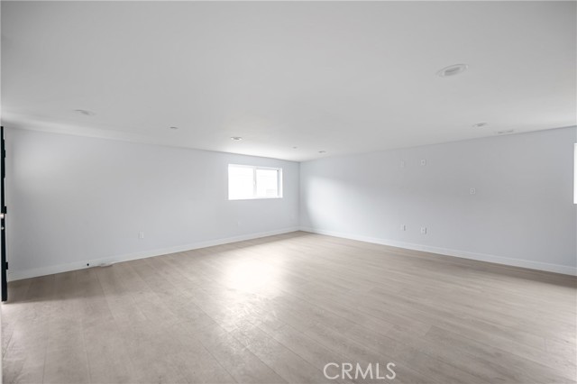 MLS #OC25154892 image #39