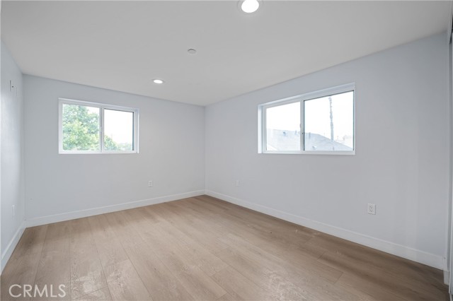 MLS #OC25154892 image #45