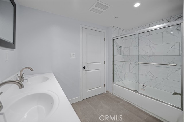 MLS #OC25154892 image #50