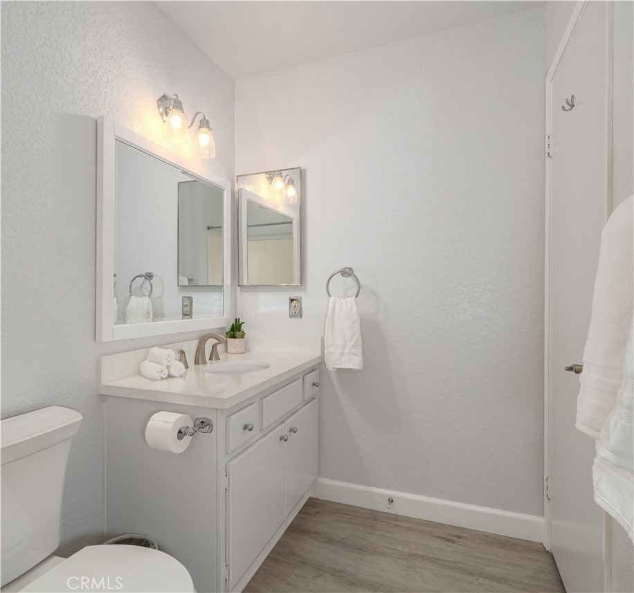 MLS #OC25155063 image #15