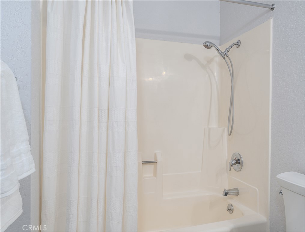 MLS #OC25155063 image #17