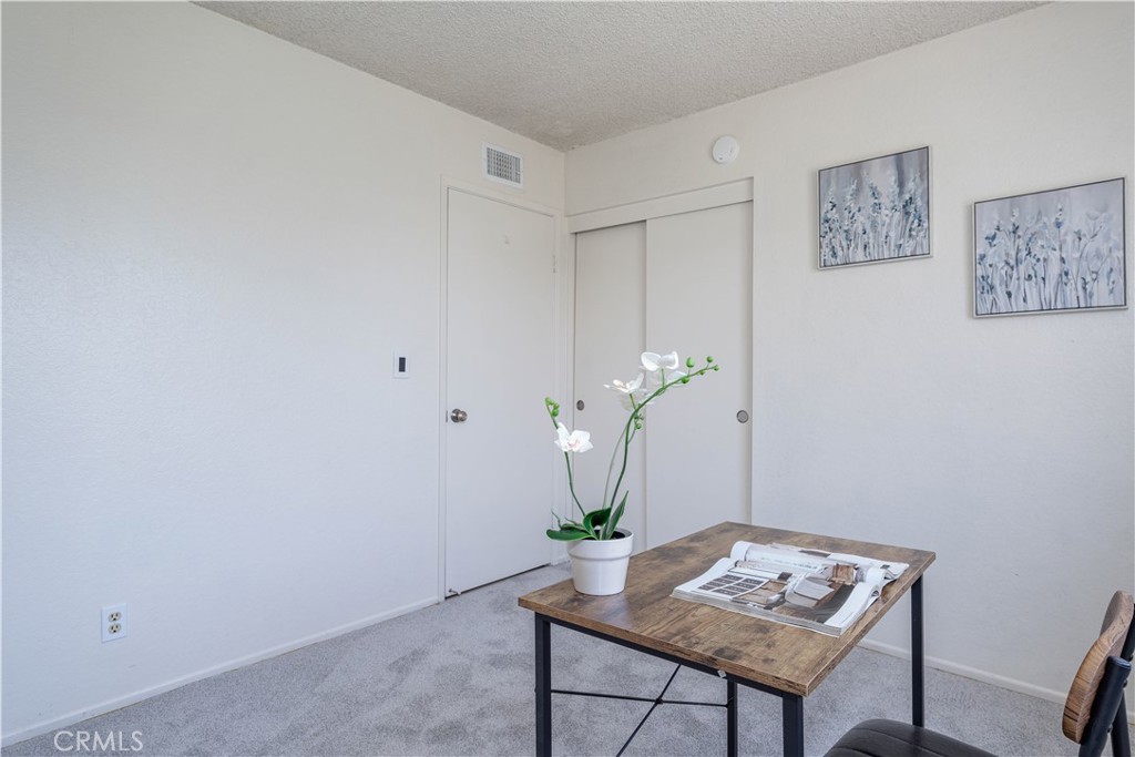 MLS #OC25155063 image #24