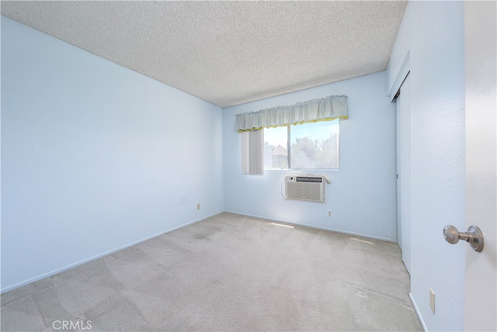 MLS #OC25155063 image #25