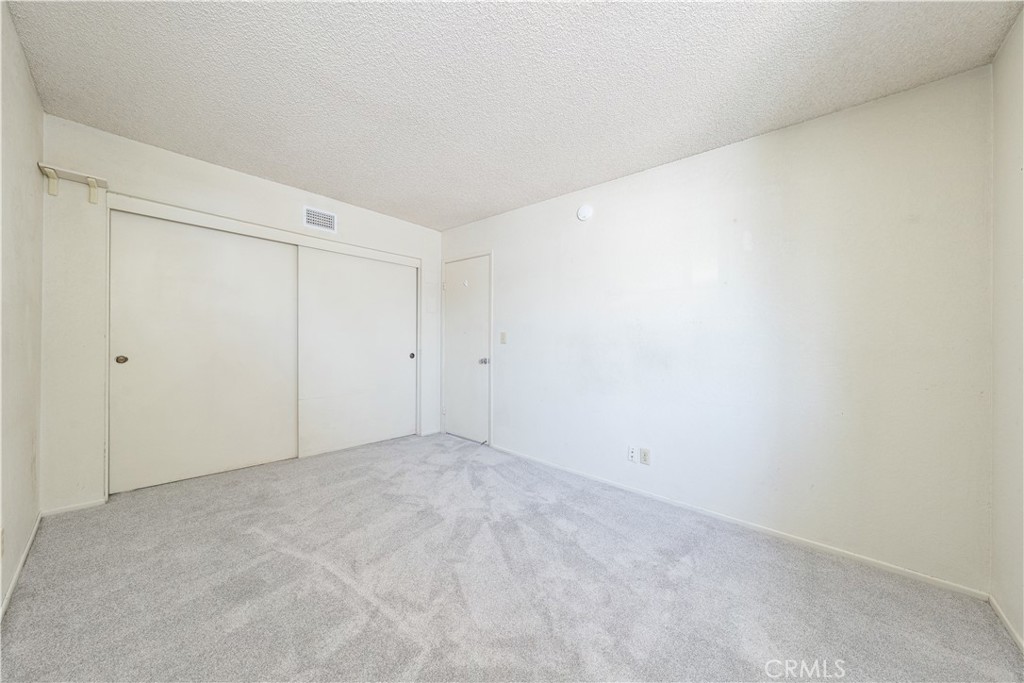 MLS #OC25155063 image #27