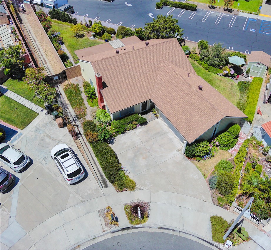 MLS #OC25155063 image #36