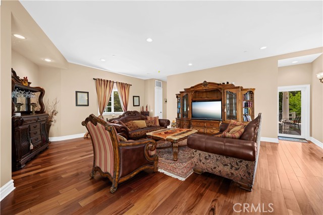 MLS #OC25155260 image #16