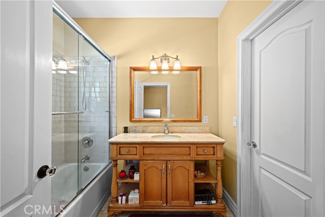 MLS #OC25155260 image #30