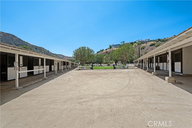 MLS #OC25155260 image #40