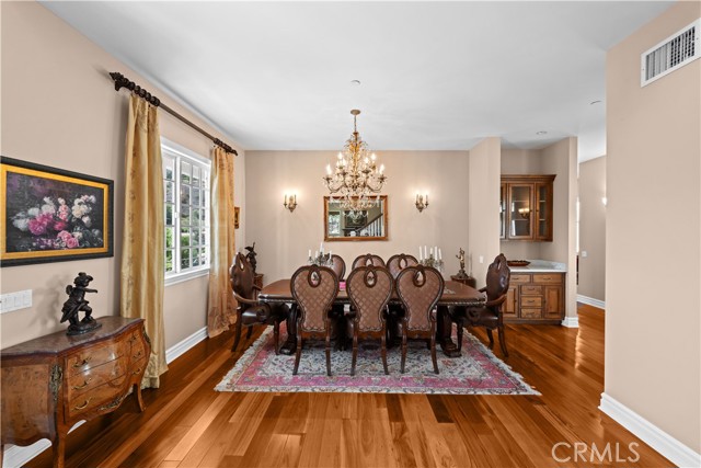 MLS #OC25155260 image #5