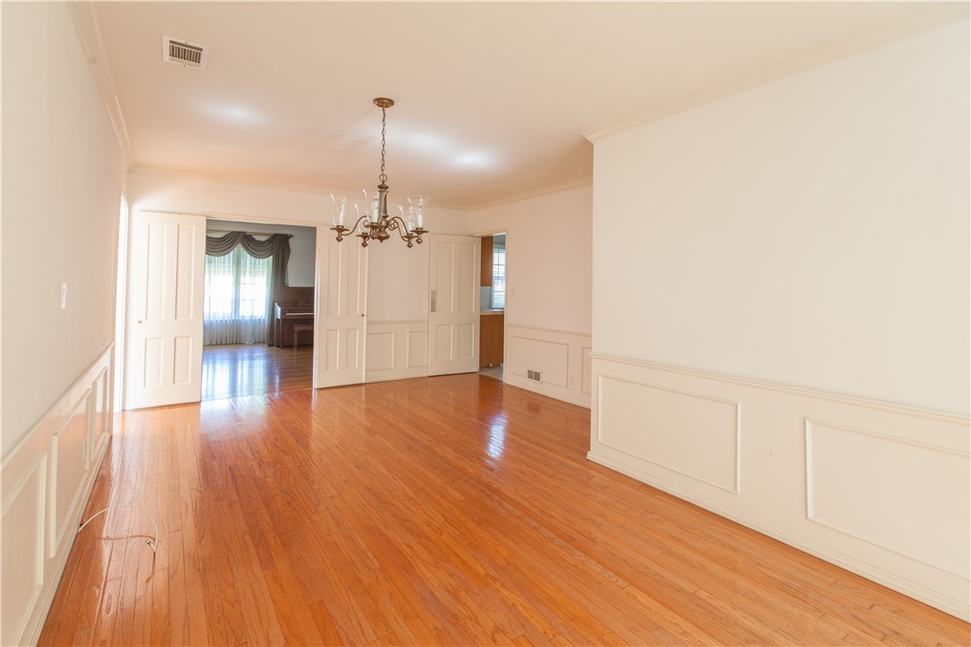 MLS #OC25155348 image #7