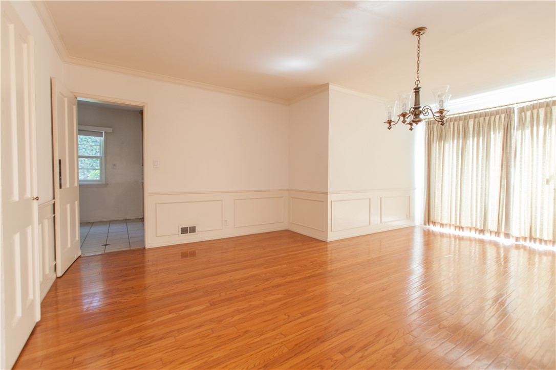 MLS #OC25155348 image #8