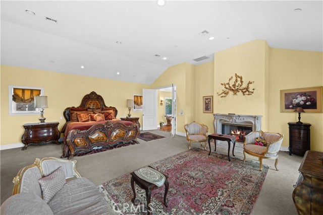 MLS #OC25155547 image #20
