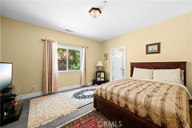 MLS #OC25155547 image #28