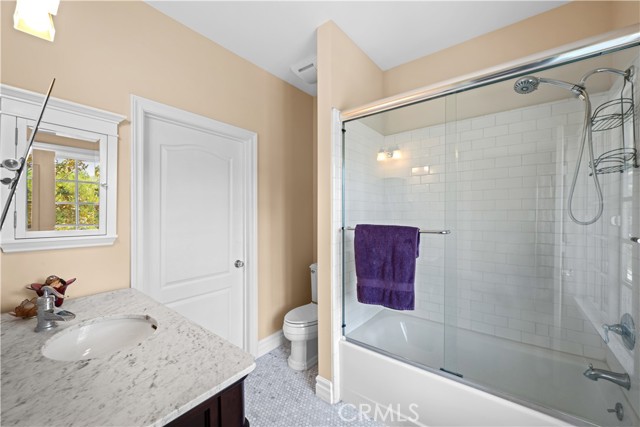 MLS #OC25155547 image #31