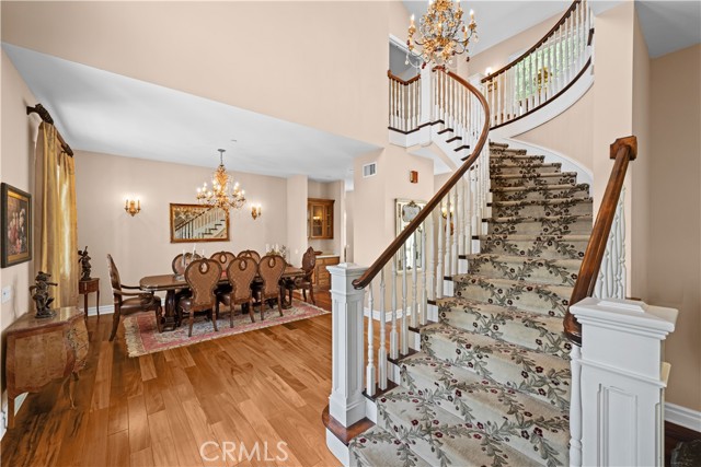 MLS #OC25155547 image #6
