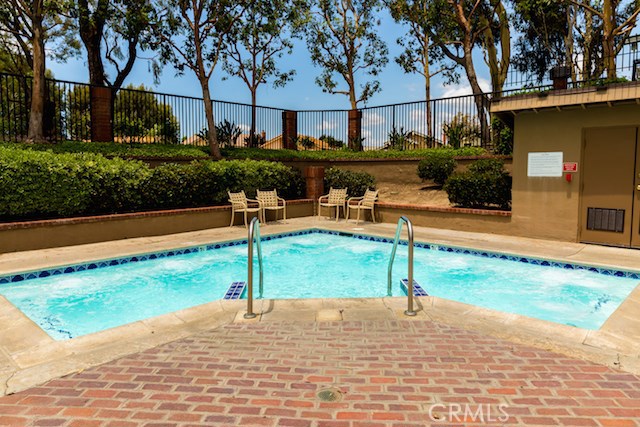 MLS #OC25155625 image #24