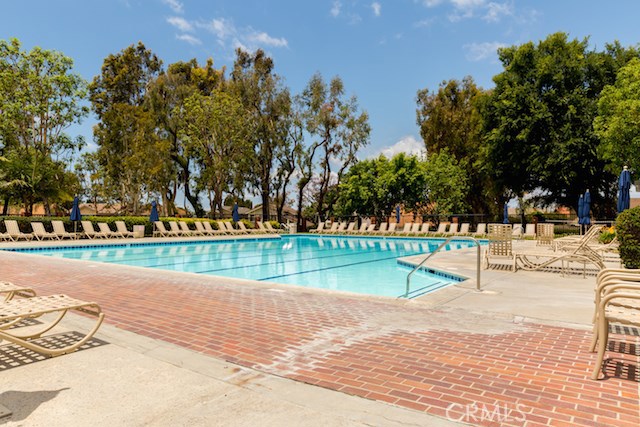 MLS #OC25155625 image #27