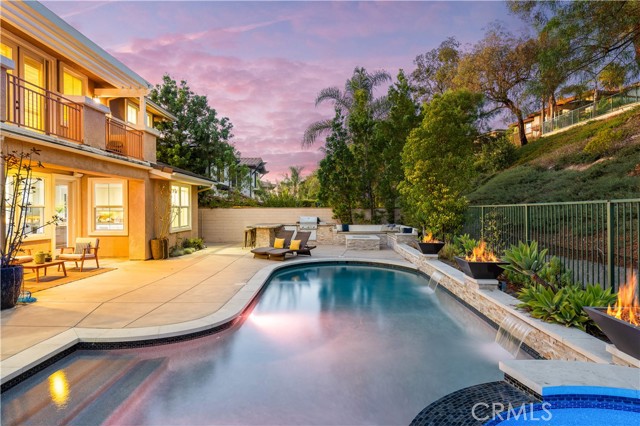 MLS #OC25155764 image #2