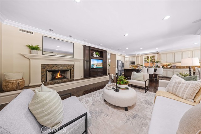 MLS #OC25155764 image #8