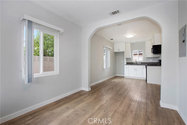 MLS #OC25155880 image #0