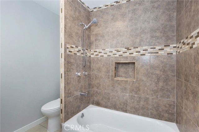 MLS #OC25155880 image #16