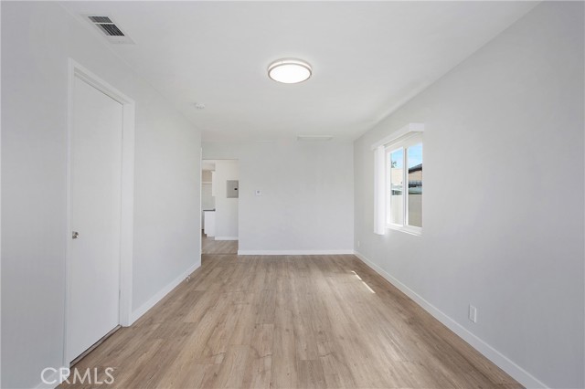 MLS #OC25155880 image #19