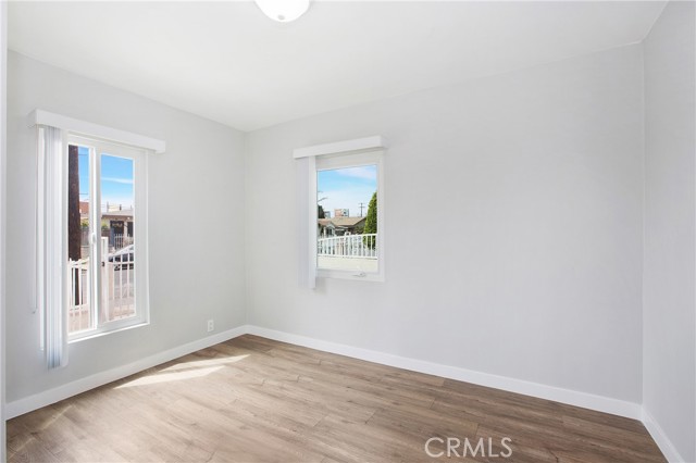 MLS #OC25155880 image #8