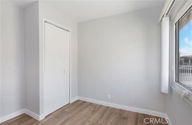 MLS #OC25155880 image #9